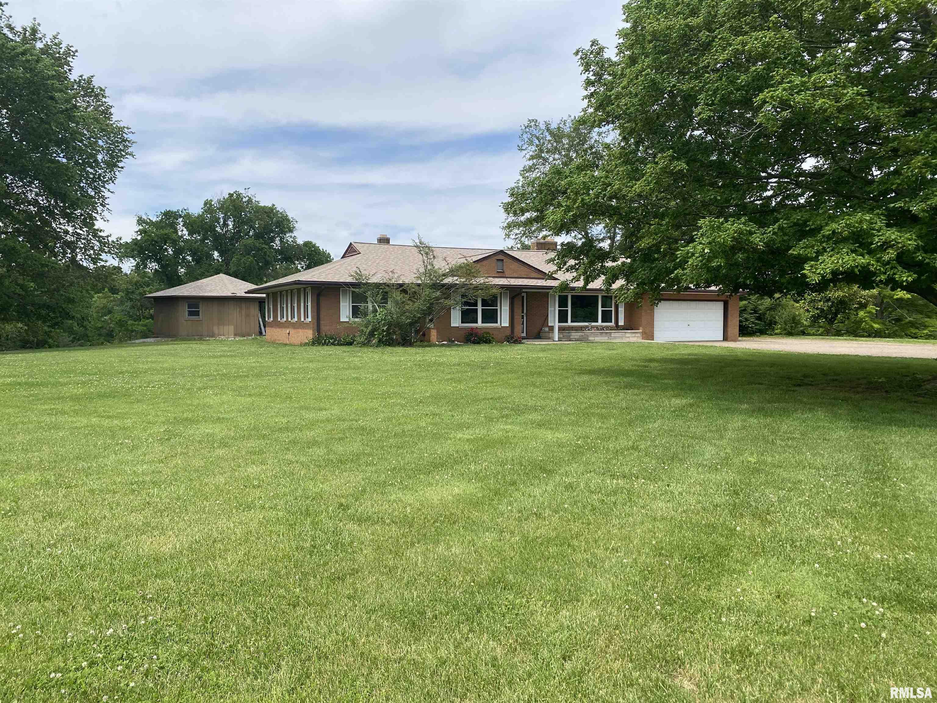 2875 Lick Creek Road Anna, IL 62906 - Photo 3 of 28 Gallery Image 3