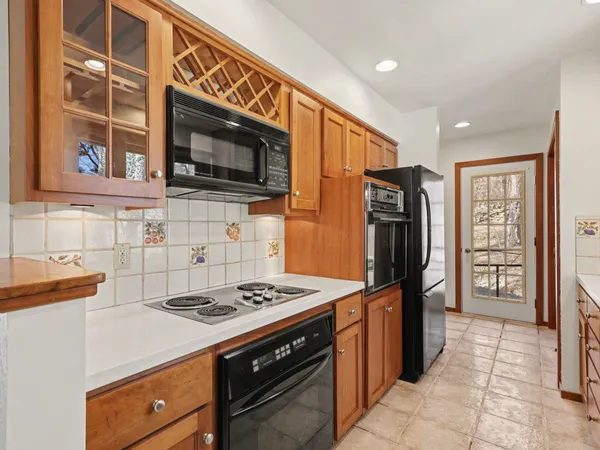 $700,000 | 6605 North Street, Saugatuck, MI 49453
