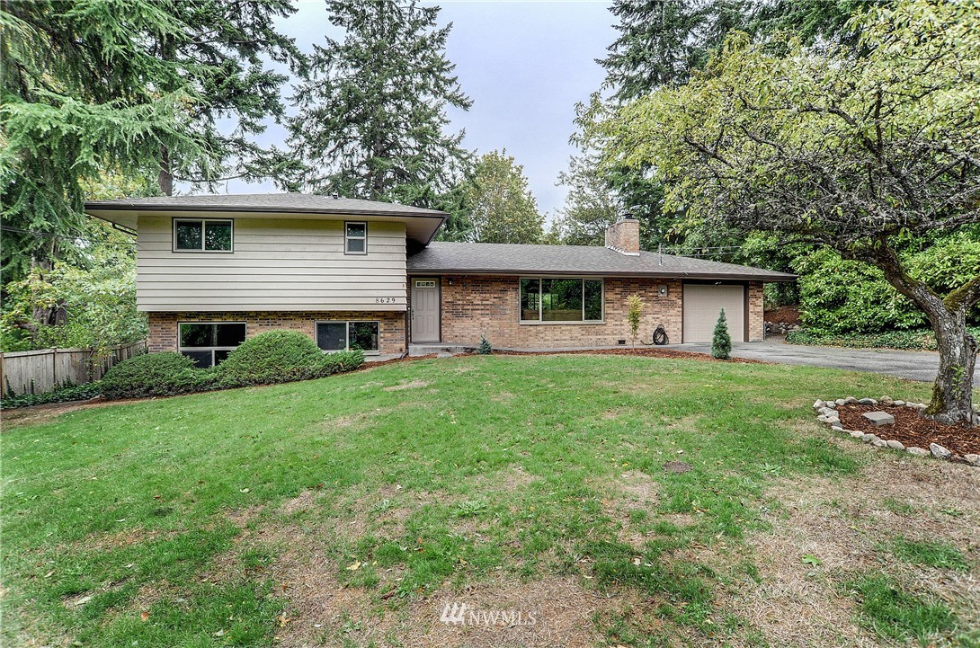 8629 196th Street Southwest Edmonds, WA 98026 - Photo 2 of 21