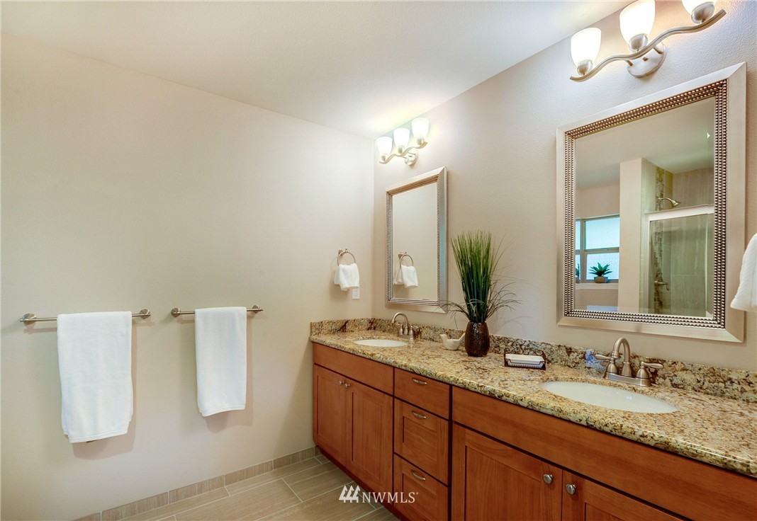 8629 196th Street Southwest Edmonds, WA 98026 - Photo 13 of 21