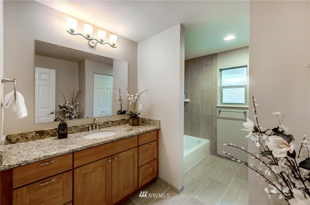 8629 196th Street Southwest Edmonds, WA 98026 - Photo 16 of 21