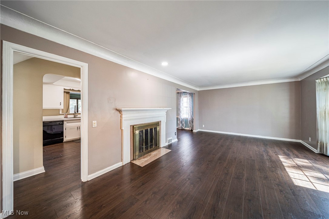 4069 Bushnell Road University Heights, OH 44121 - Photo 8 of 40