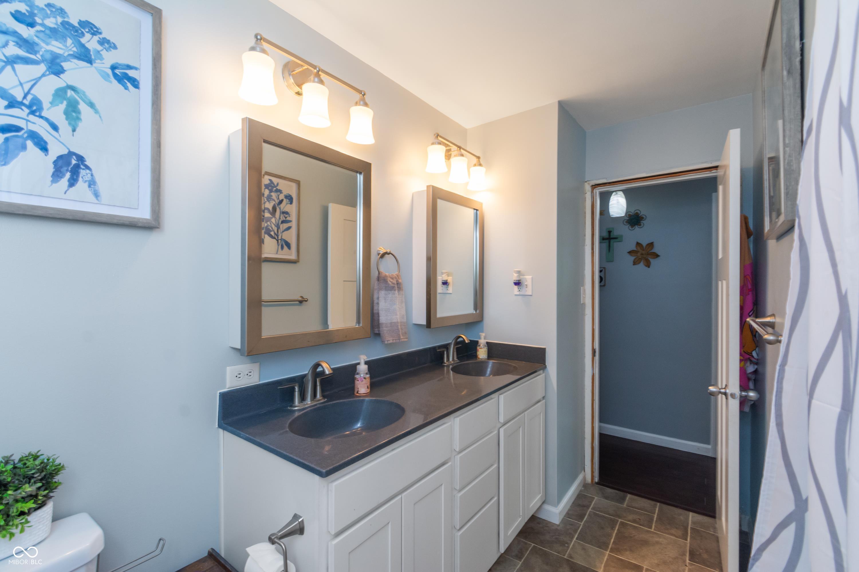 2233 Rosedale Drive Indianapolis, IN 46227 - Photo 11 of 24 Gallery Image 11