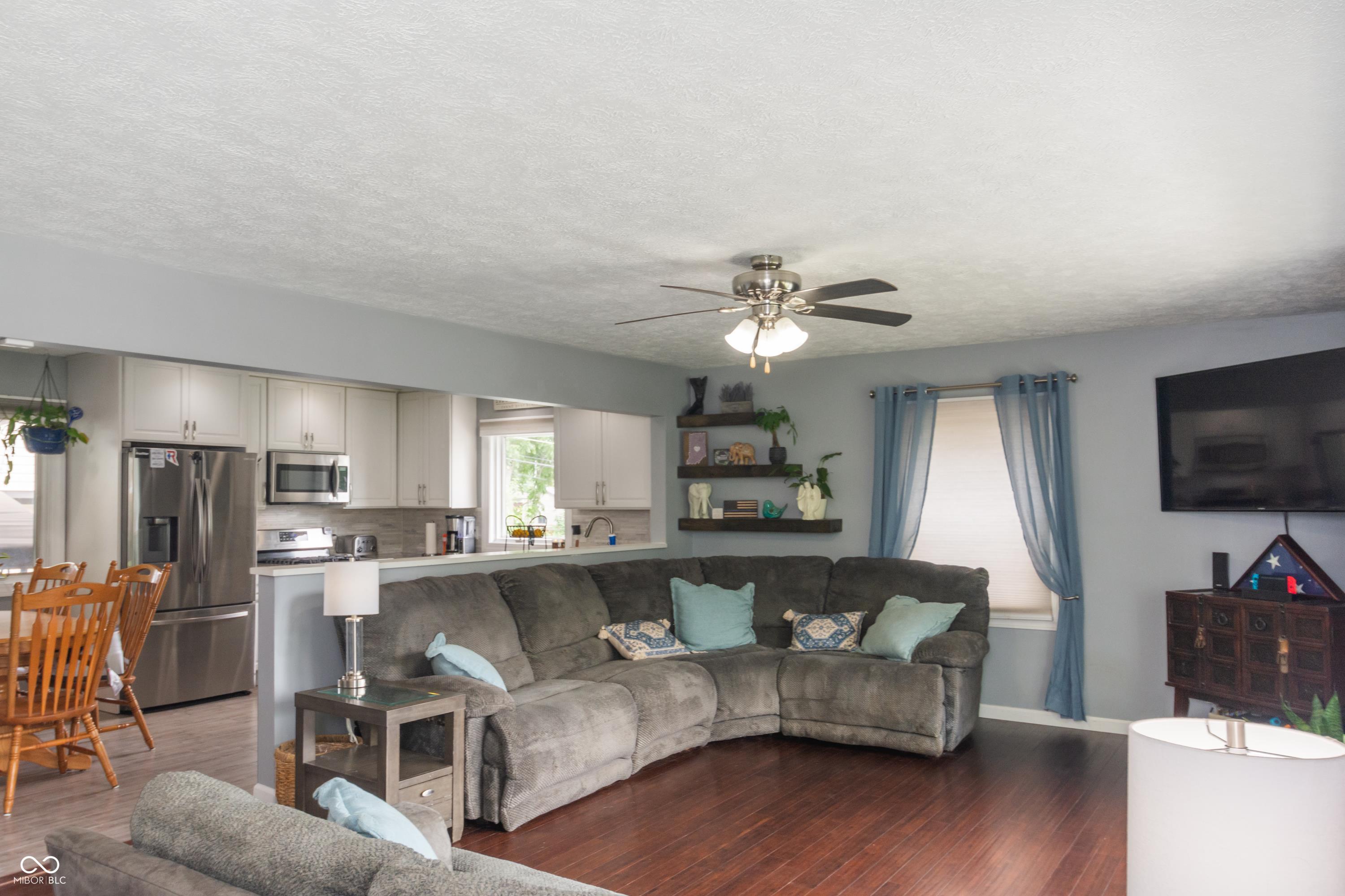 2233 Rosedale Drive Indianapolis, IN 46227 - Photo 9 of 24 Gallery Image 9