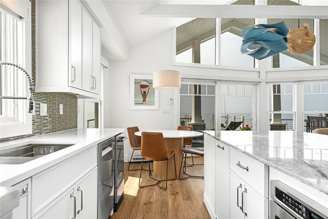 413 Atlantic Avenue Westerly, RI 02891 - Photo 18 of 45