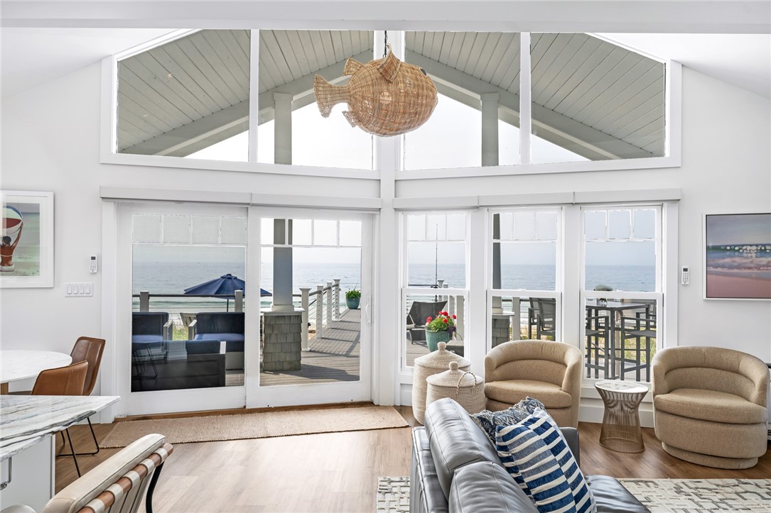 413 Atlantic Avenue Westerly, RI 02891 - Photo 22 of 45