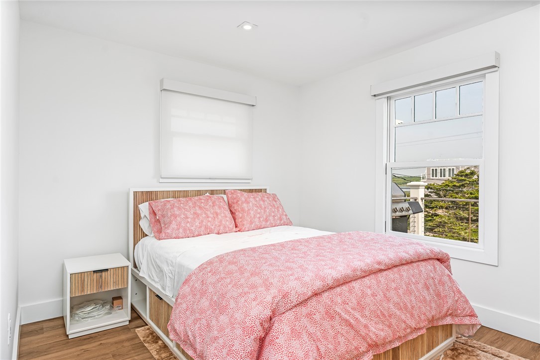 413 Atlantic Avenue Westerly, RI 02891 - Photo 25 of 45