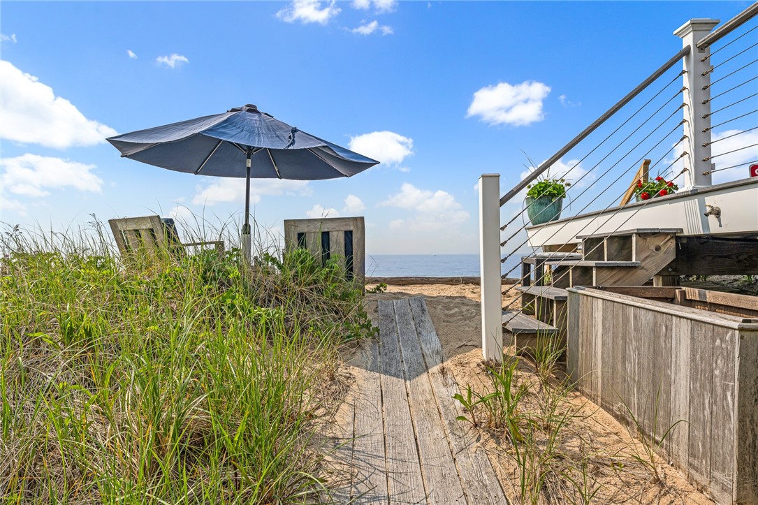 413 Atlantic Avenue Westerly, RI 02891 - Photo 6 of 45