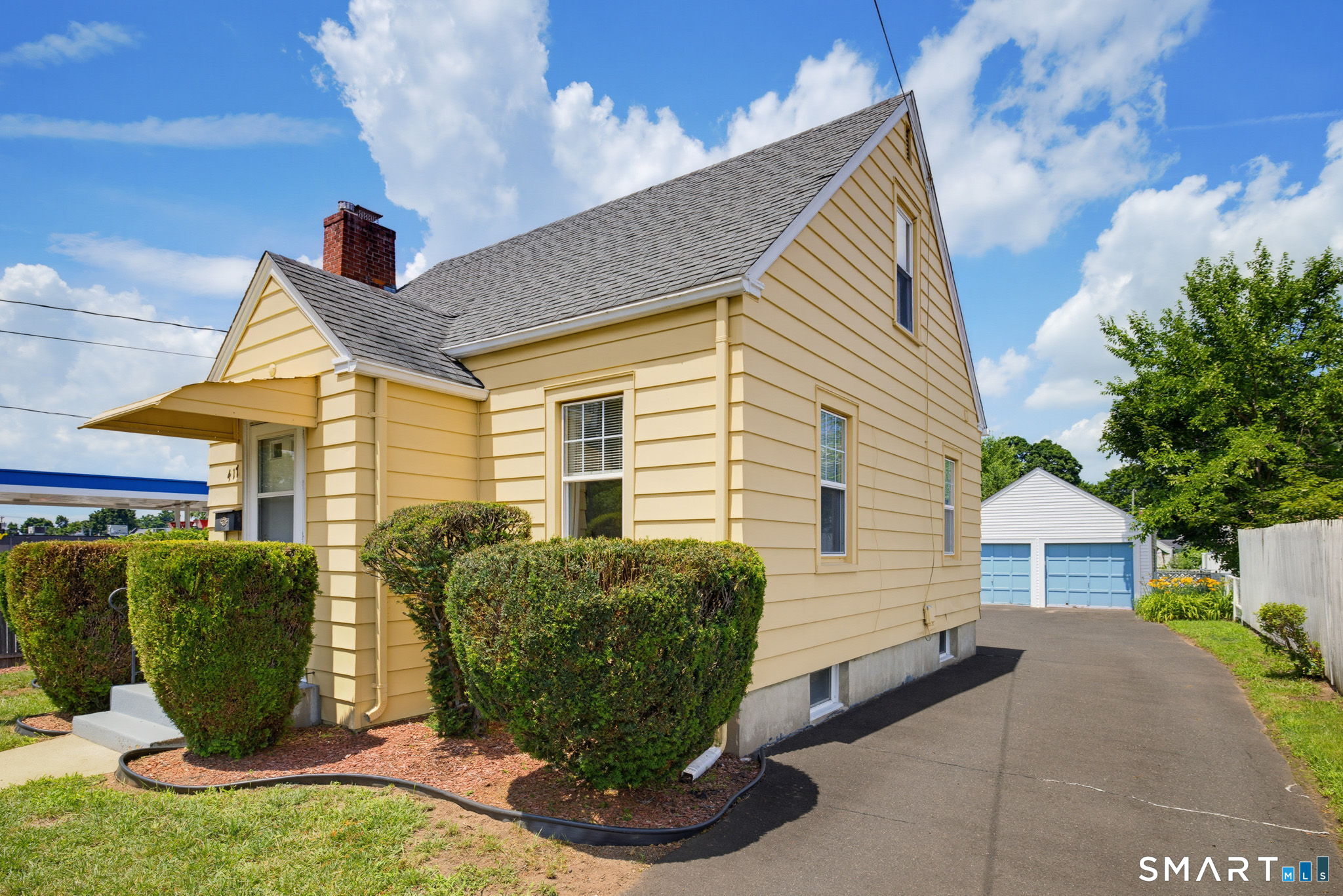 417 Hartford Road Manchester, CT 06040 - Photo 38 of 38 Schedule your showing of this home before it is too late!