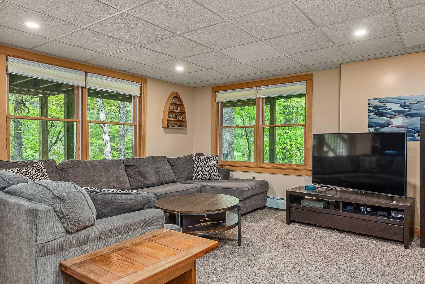 828 Lord Road Wakefield, NH 03872 - Photo 15 of 40