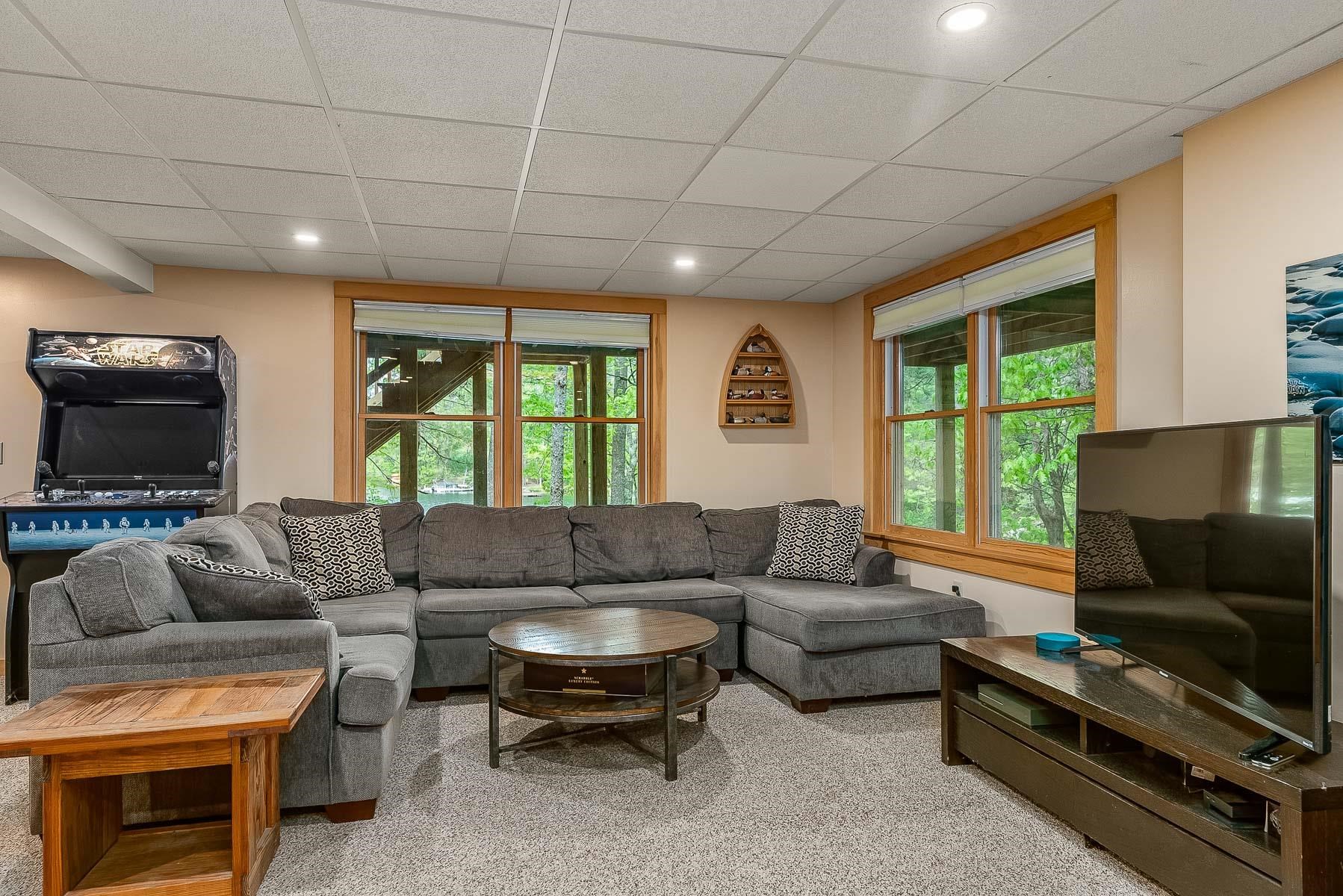 828 Lord Road Wakefield, NH 03872 - Photo 23 of 40