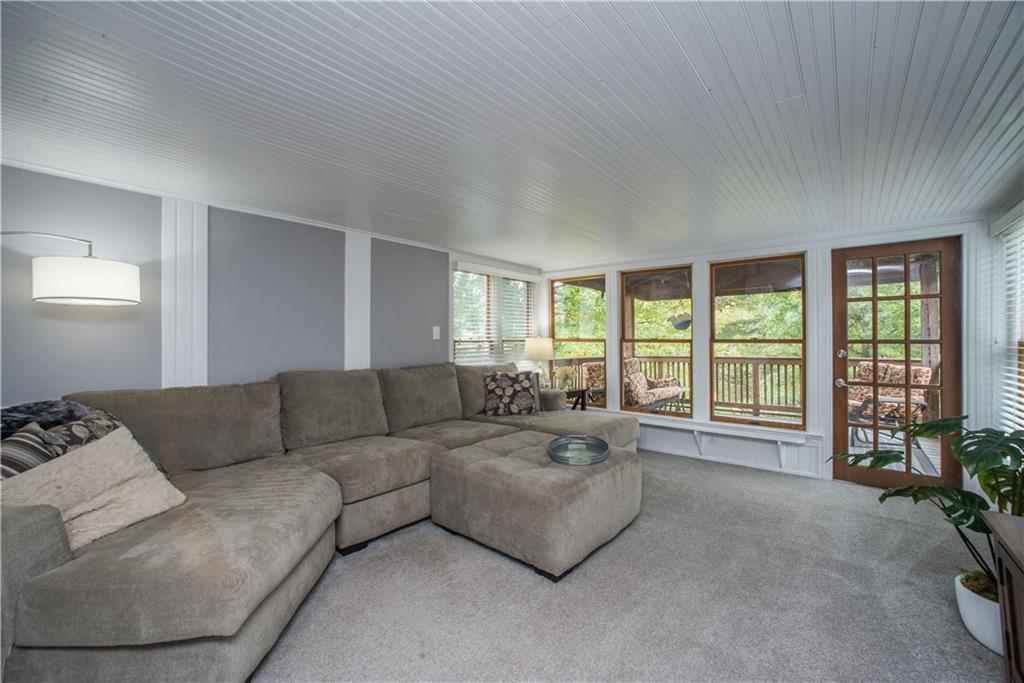 644 Highview Road Pittsburgh, PA 15234 - Photo 12 of 25 Gallery Image 12