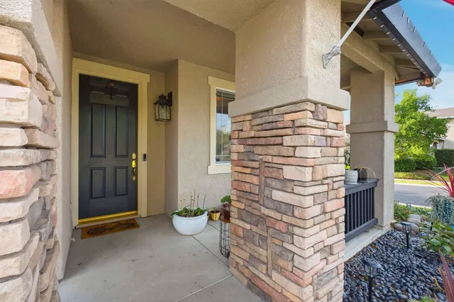 $3,300 | 601 Tamarindo Way, Roseville, CA 95678