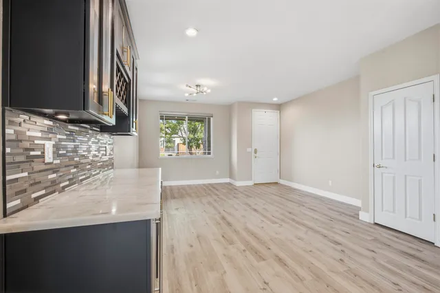 $3,300 | 601 Tamarindo Way, Roseville, CA 95678