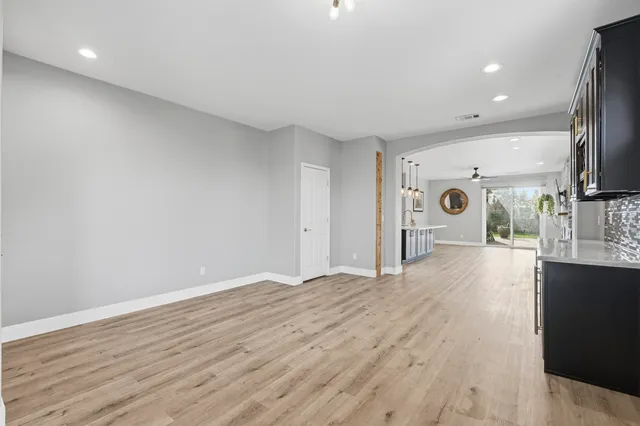 $3,300 | 601 Tamarindo Way, Roseville, CA 95678