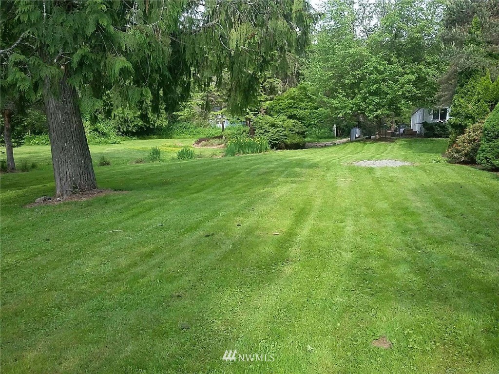 11510 Bollenbaugh Hill Road Monroe, WA 98272 - Photo 2 of 15 a view of a grassy field with trees
