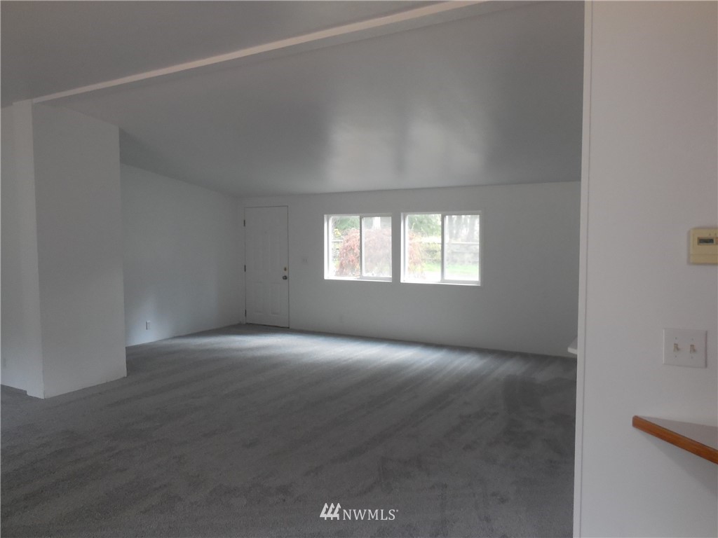 11510 Bollenbaugh Hill Road Monroe, WA 98272 - Photo 11 of 15 a view of an empty room with a window