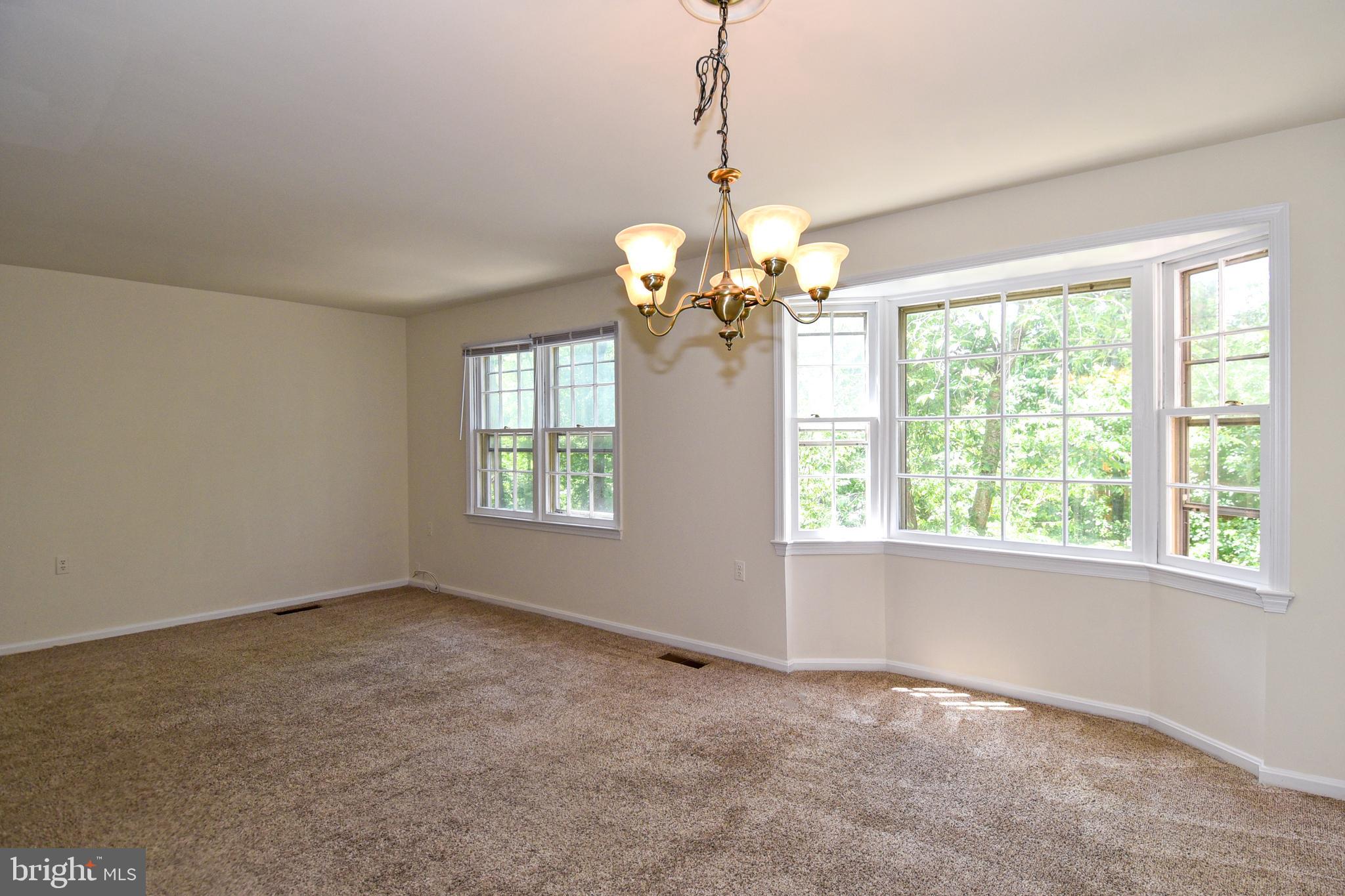 3011 Seminole Road Woodbridge, VA 22192 - Photo 11 of 55