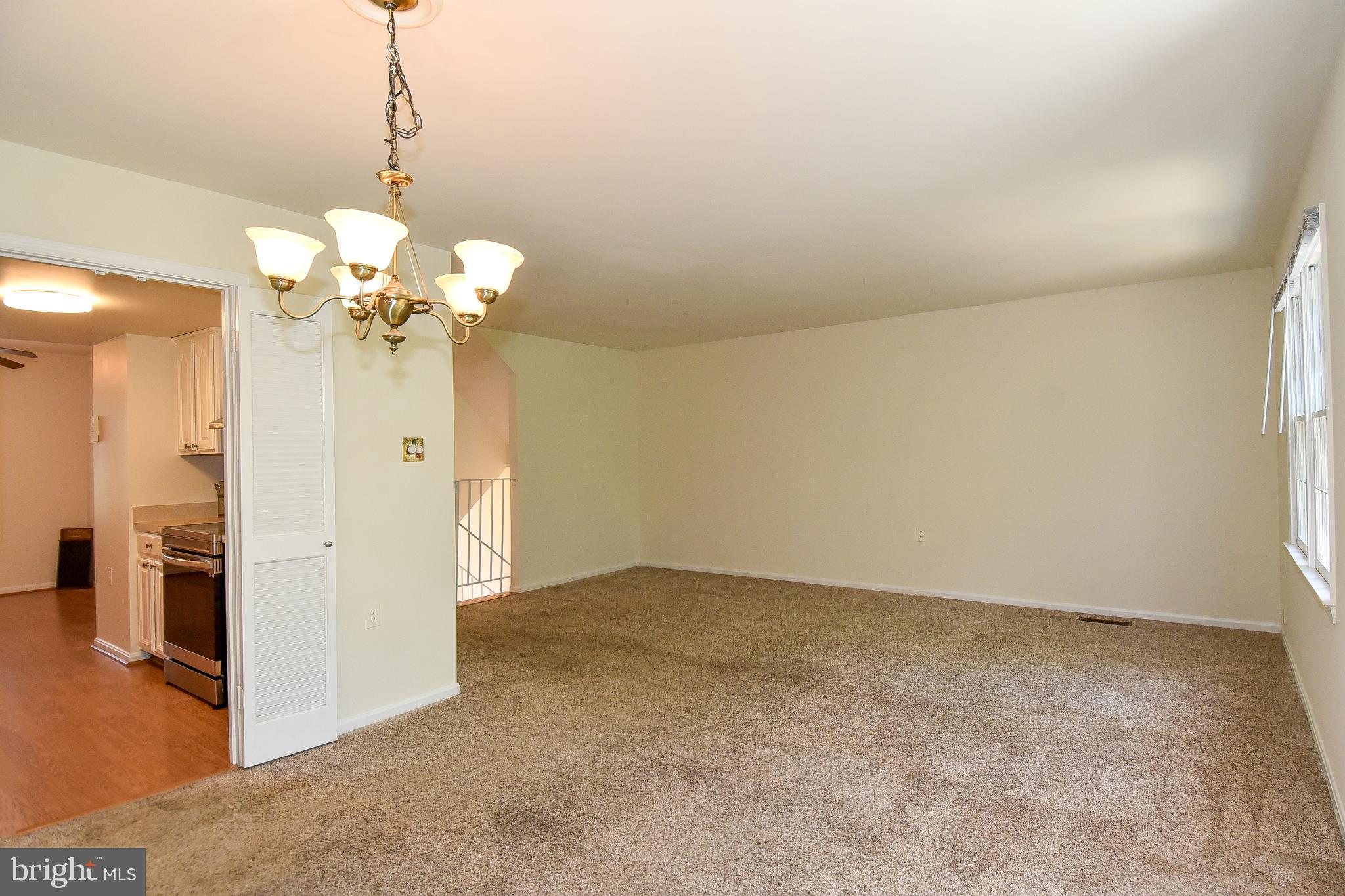 3011 Seminole Road Woodbridge, VA 22192 - Photo 12 of 55