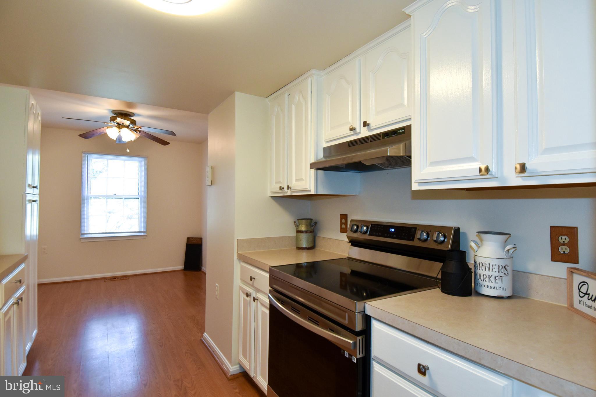 3011 Seminole Road Woodbridge, VA 22192 - Photo 15 of 55 Kitchen