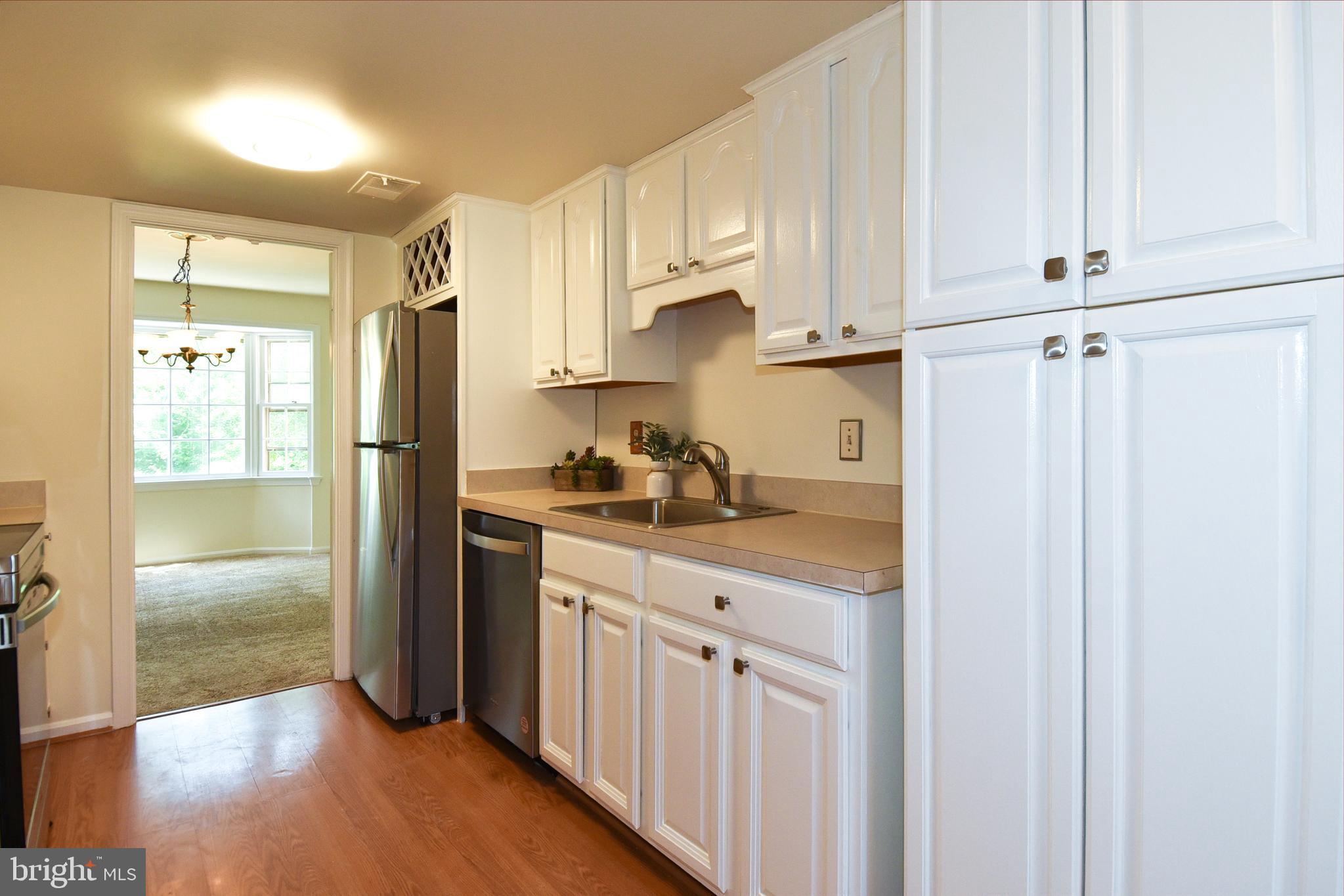 3011 Seminole Road Woodbridge, VA 22192 - Photo 17 of 55 Brand New Appliances