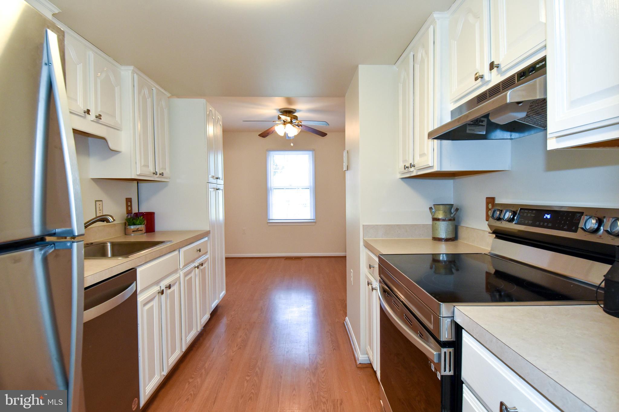3011 Seminole Road Woodbridge, VA 22192 - Photo 19 of 55 Kitchen