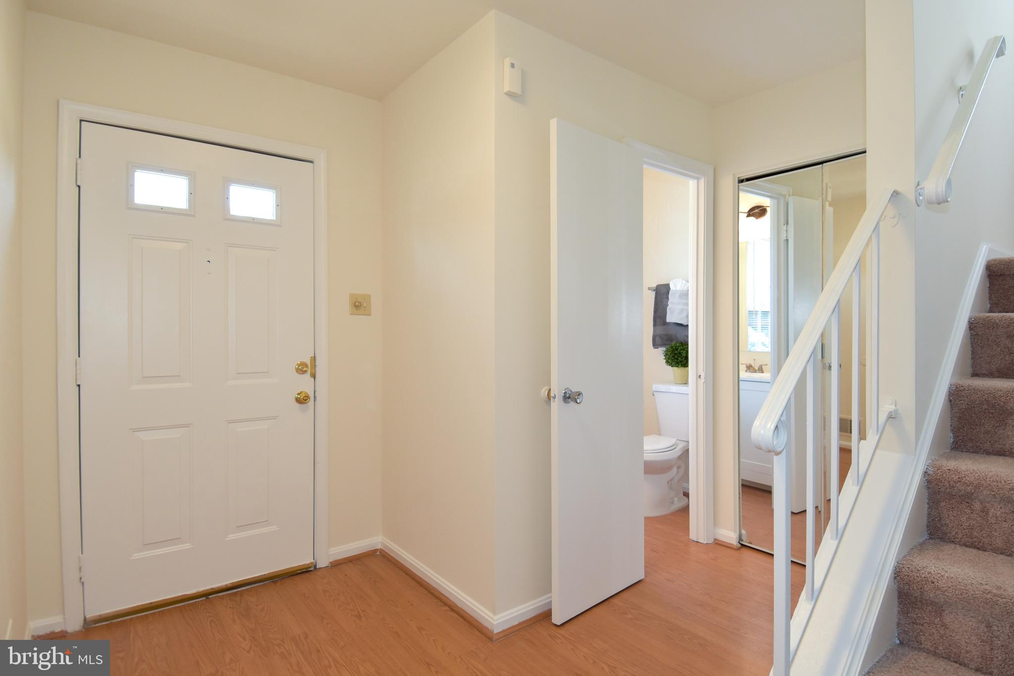 3011 Seminole Road Woodbridge, VA 22192 - Photo 4 of 55 Entrance