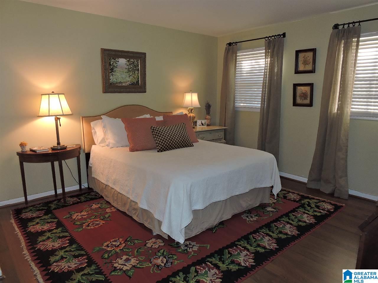 1781 Cornwall Road Birmingham, AL 35226 - Photo 23 of 40