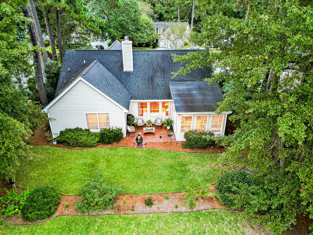 588 Antebellum Lane Mount Pleasant, SC 29464 - Photo 3 of 49 Back