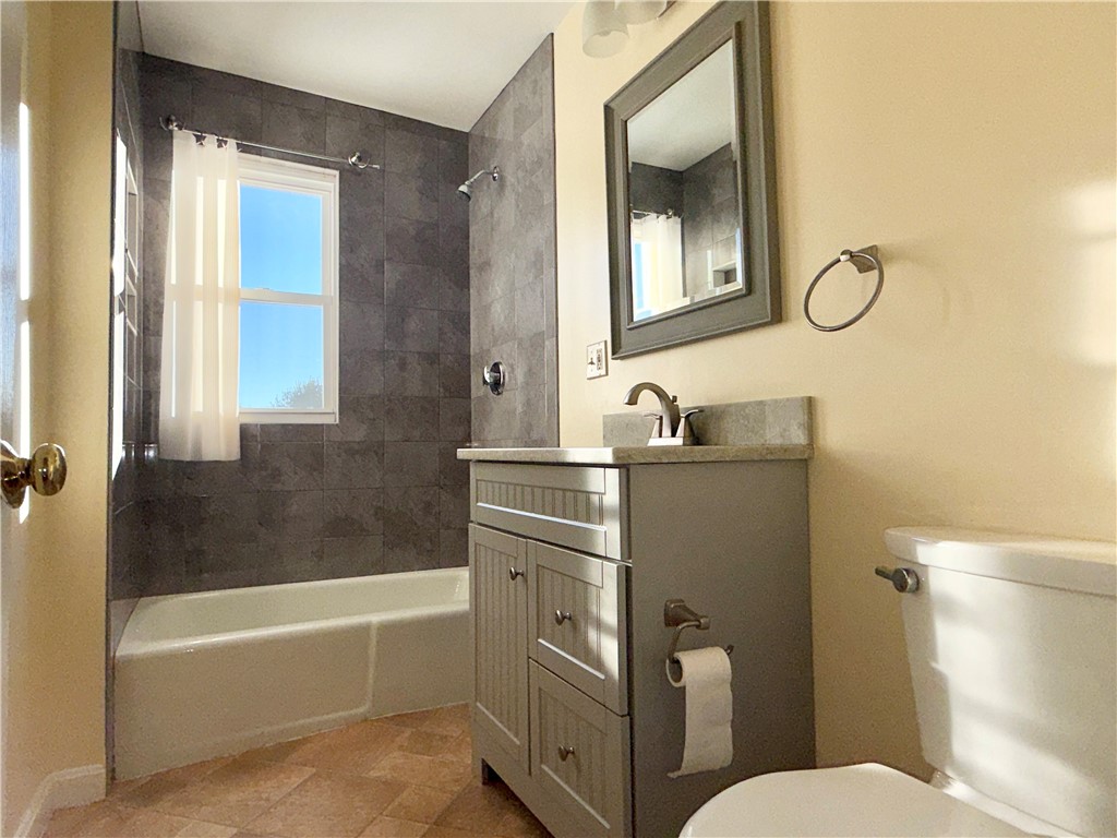 1037 Cass Avenue Woonsocket, RI 02895 - Photo 6 of 14