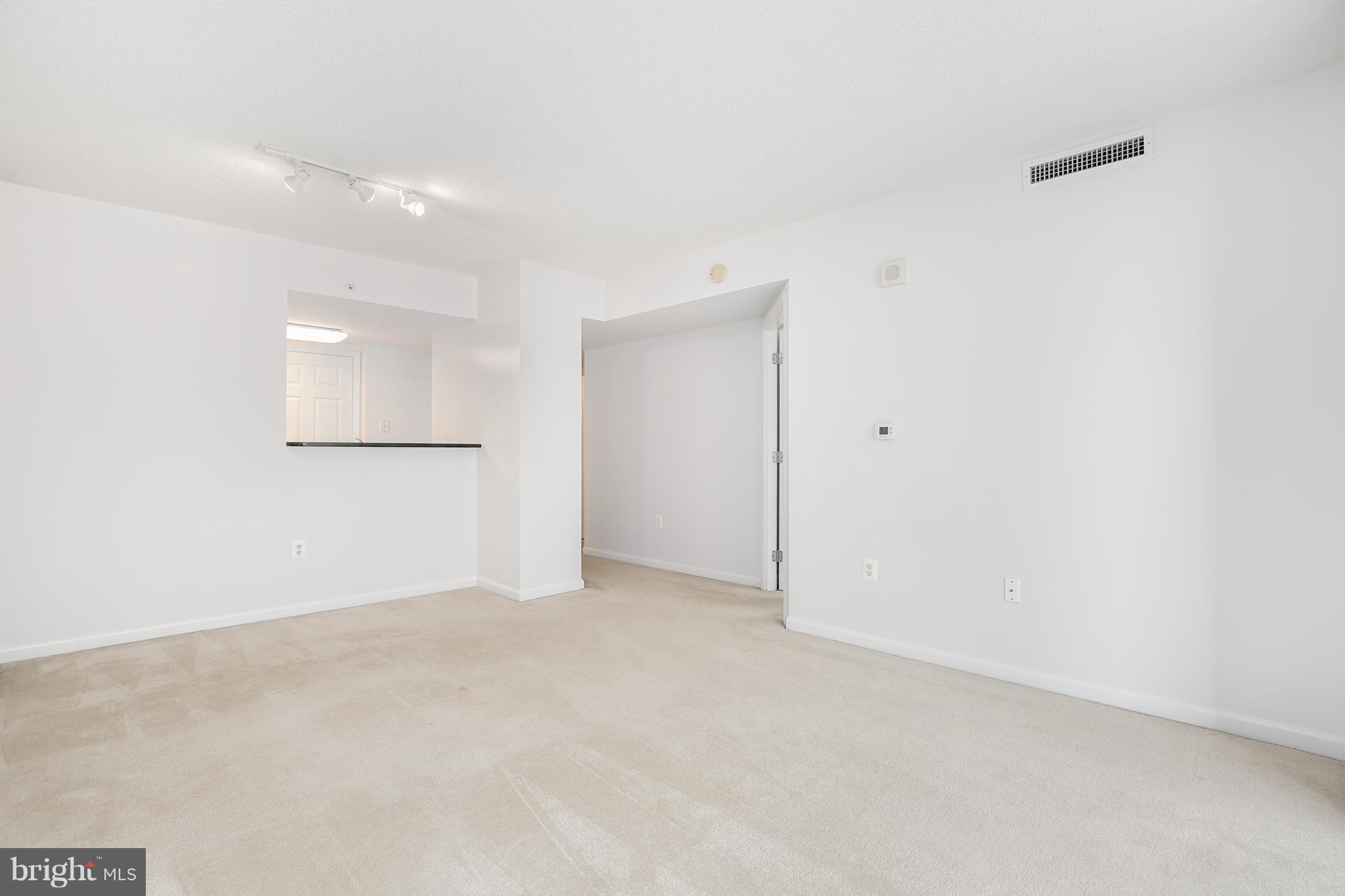 11710 Old Georgetown Road, Unit 1124 North Bethesda, MD 20852 - Photo 10 of 30 a view of an empty room