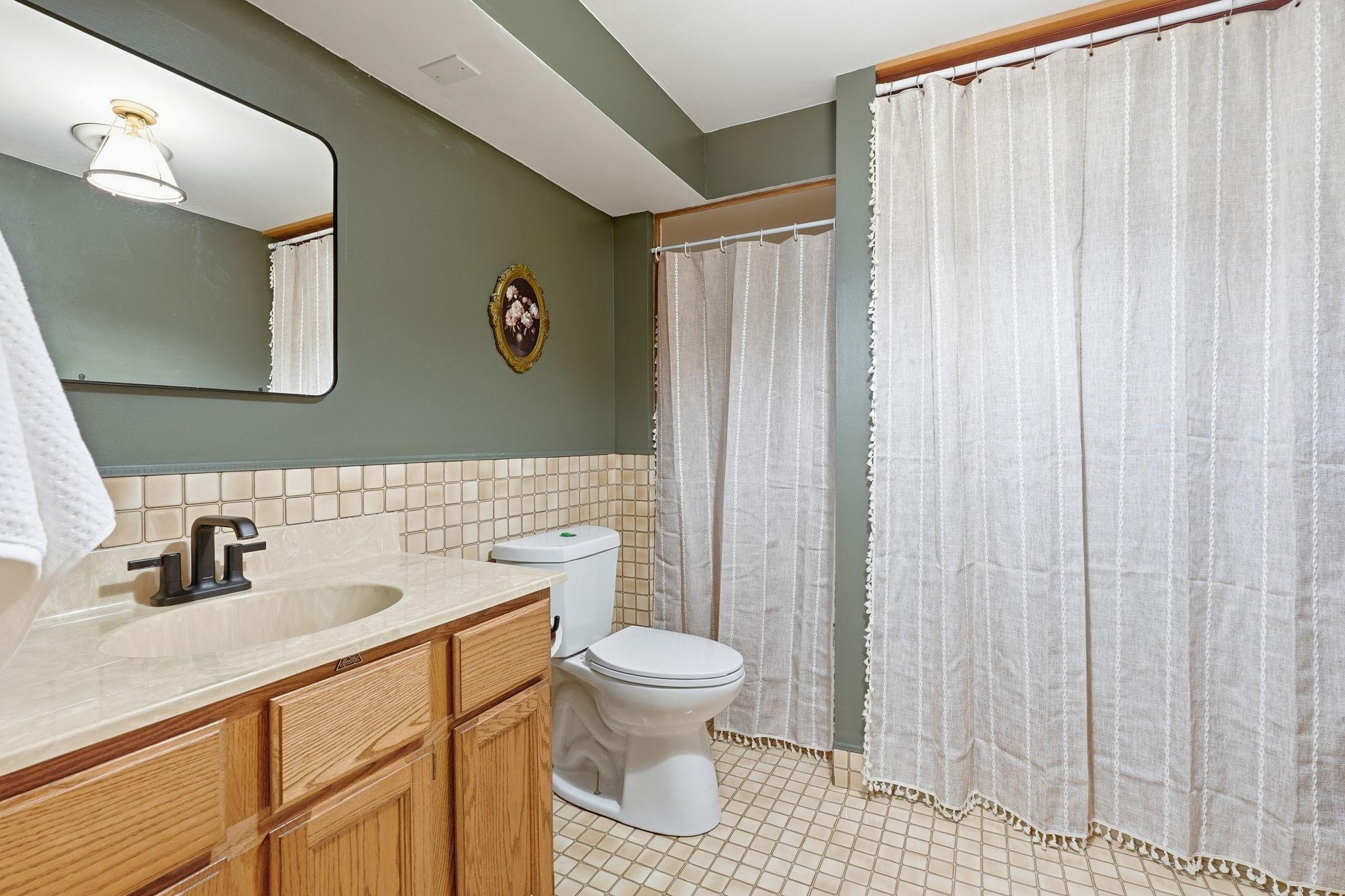 17925 Covington Road Minnetonka, MN 55345 - Photo 17 of 25 Gallery Image 17
