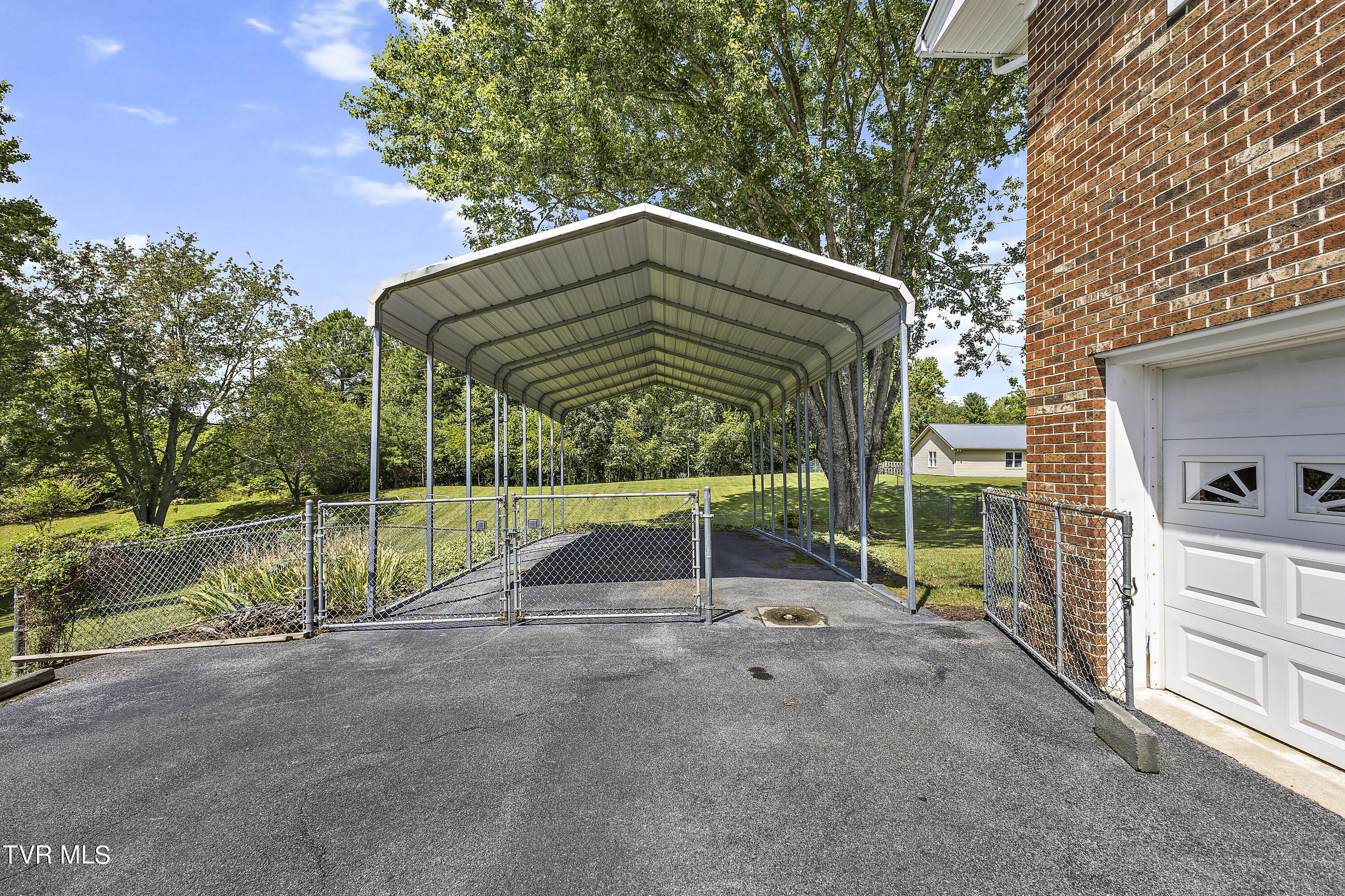 613 John Green Road Jonesborough, TN 37659 - Photo 43 of 69 128A2582