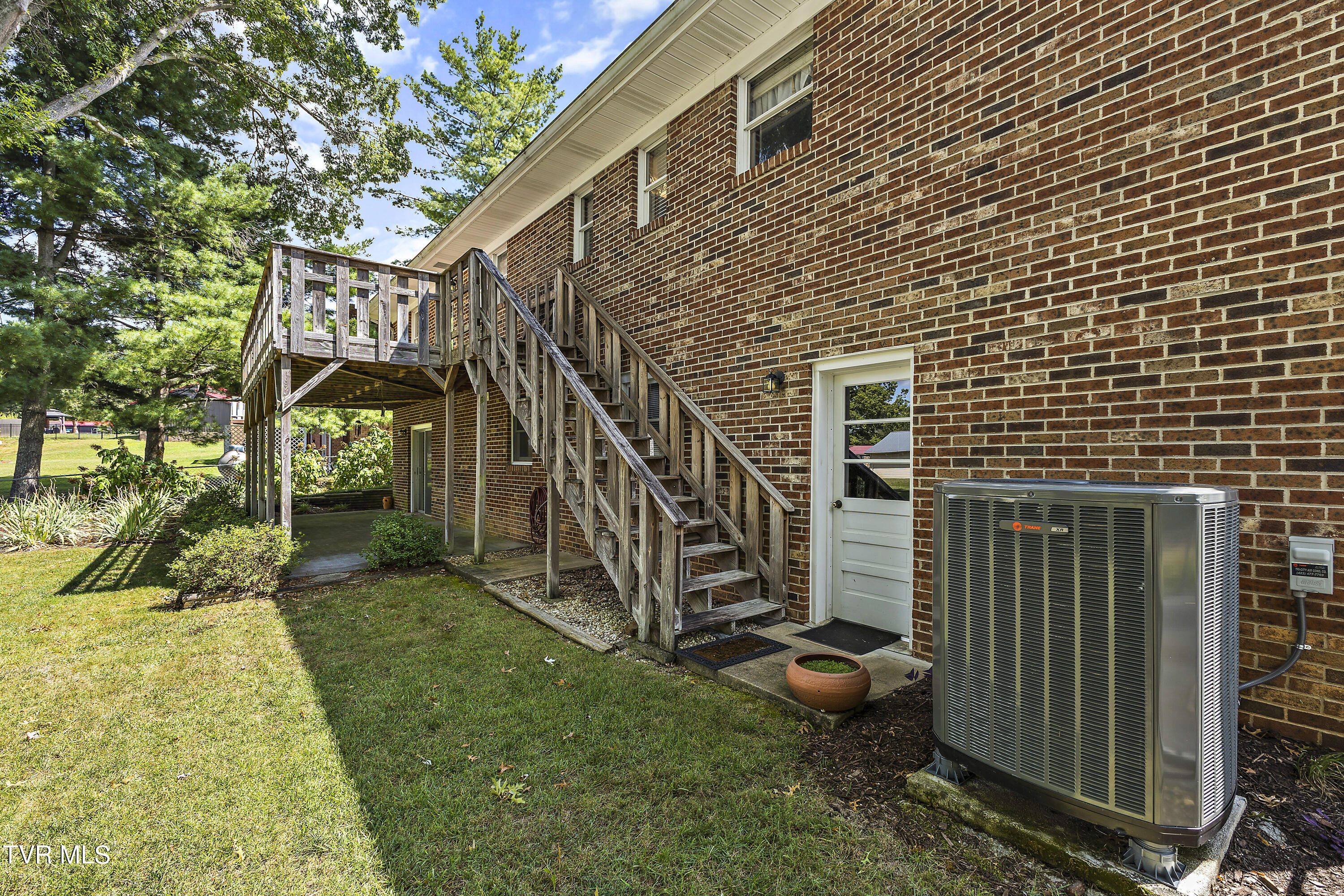 613 John Green Road Jonesborough, TN 37659 - Photo 48 of 69 128A2585