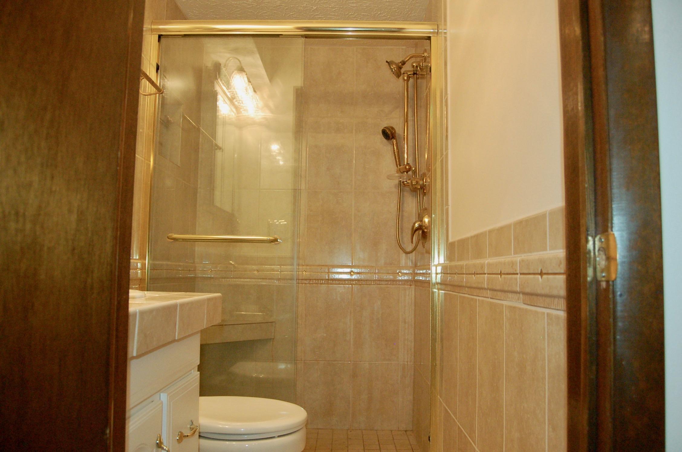 1717 Zuber Road Grove City, OH 43123 - Photo 18 of 33 Gallery Image 18