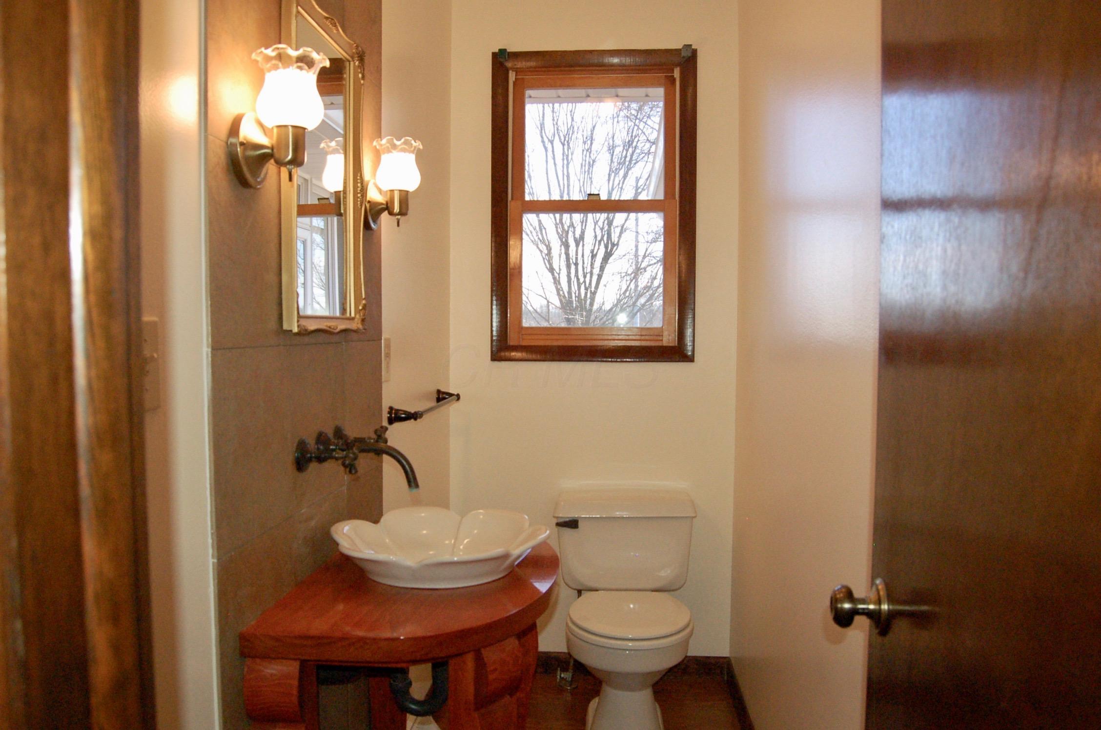 1717 Zuber Road Grove City, OH 43123 - Photo 20 of 33 Gallery Image 20