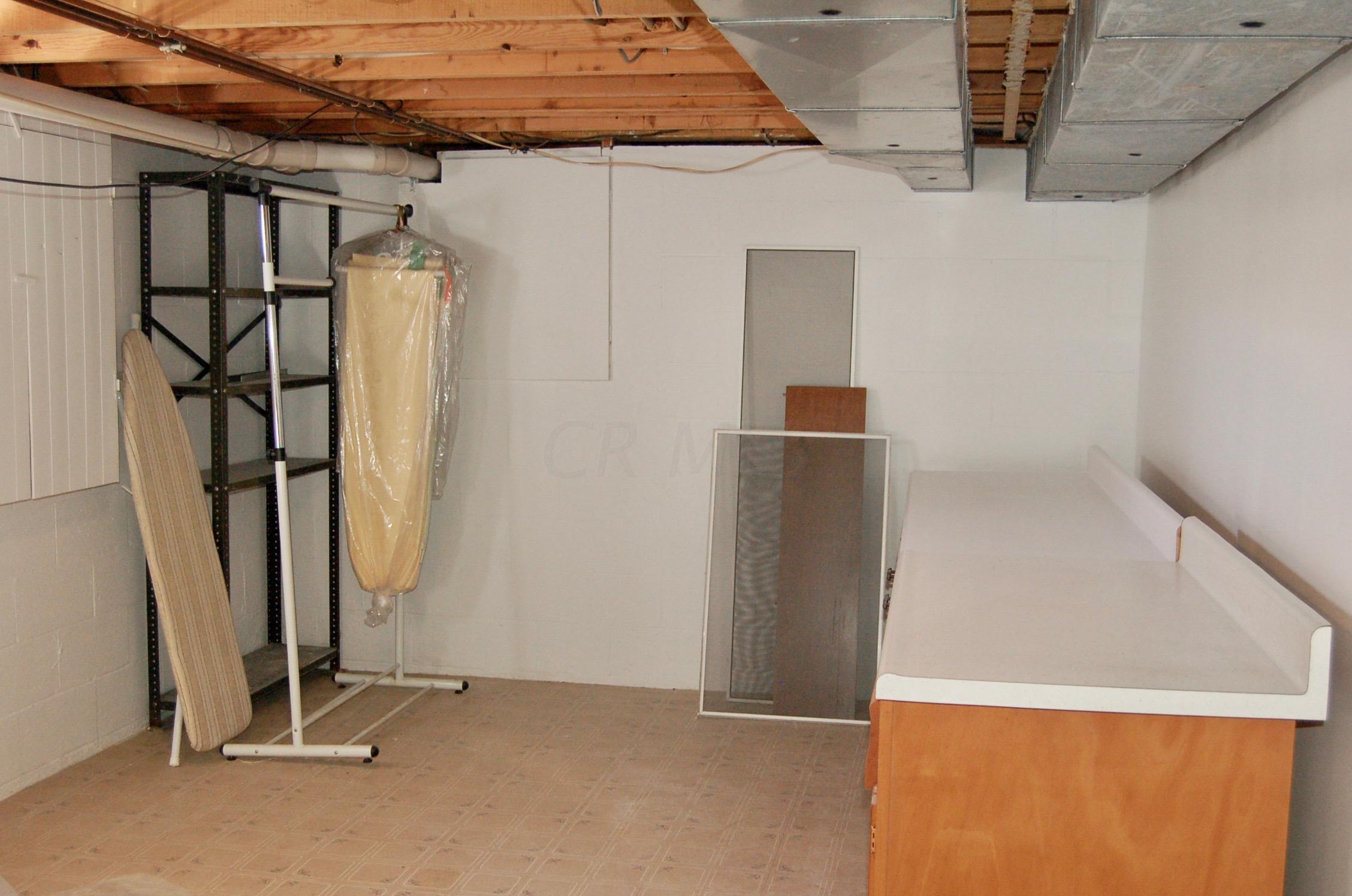 1717 Zuber Road Grove City, OH 43123 - Photo 26 of 33 Gallery Image 26