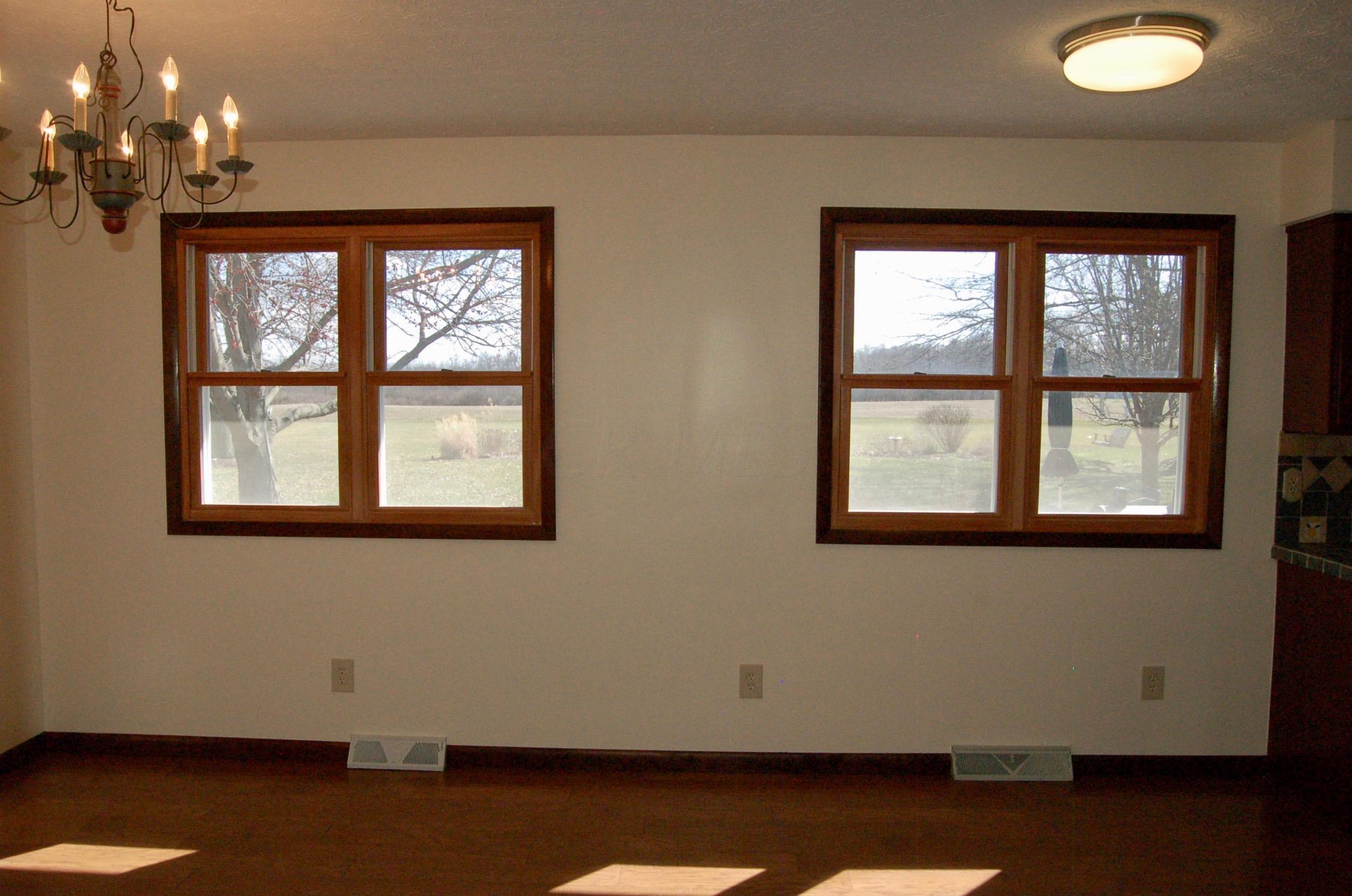 1717 Zuber Road Grove City, OH 43123 - Photo 8 of 33 Gallery Image 8