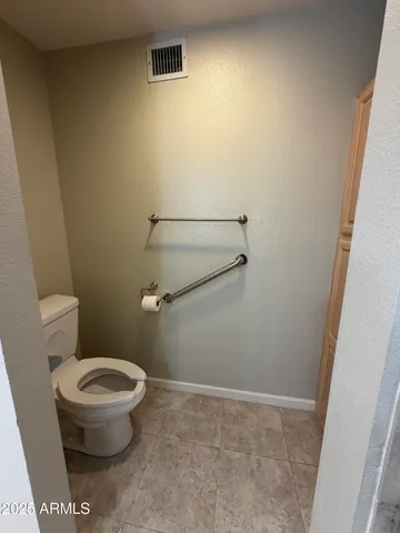 $2,300 | 10402 East Regal Drive, Sun Lakes, AZ 85248