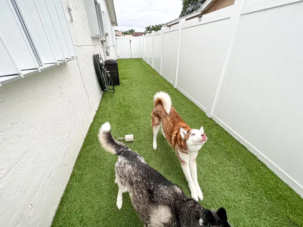 $4,000 | 8912 Southwest 6th Street, Boca Raton, FL 33433