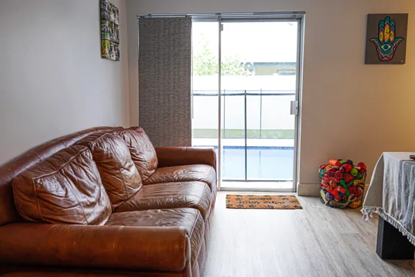 $4,000 | 8912 Southwest 6th Street, Boca Raton, FL 33433