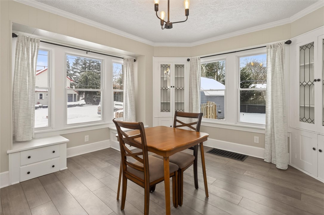 29 West Boulevard Parkway Rochester, NY 14612 - Photo 13 of 29