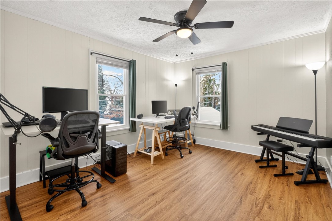 29 West Boulevard Parkway Rochester, NY 14612 - Photo 23 of 29