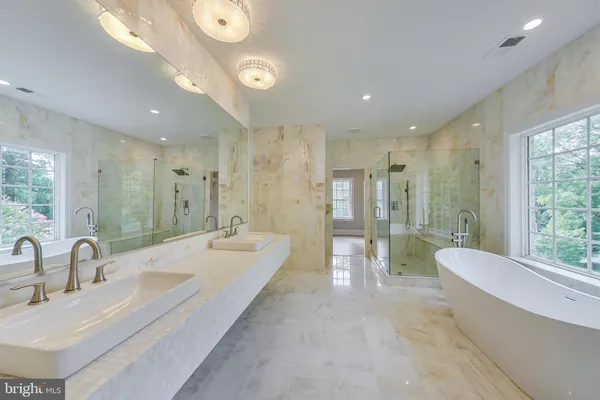 $9,500 | 3104 Sleepy Hollow Road, Falls Church, VA 22042