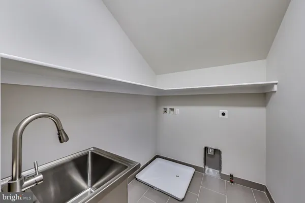 $9,500 | 3104 Sleepy Hollow Road, Falls Church, VA 22042