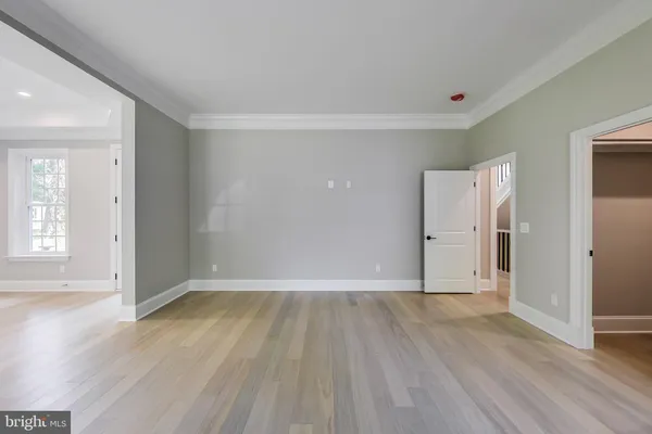 $9,500 | 3104 Sleepy Hollow Road, Falls Church, VA 22042