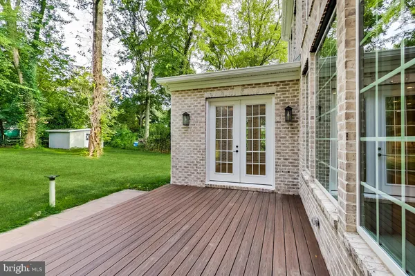 $9,500 | 3104 Sleepy Hollow Road, Falls Church, VA 22042