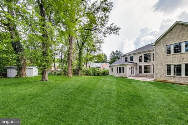 $9,500 | 3104 Sleepy Hollow Road, Falls Church, VA 22042