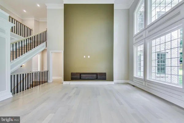 $9,500 | 3104 Sleepy Hollow Road, Falls Church, VA 22042