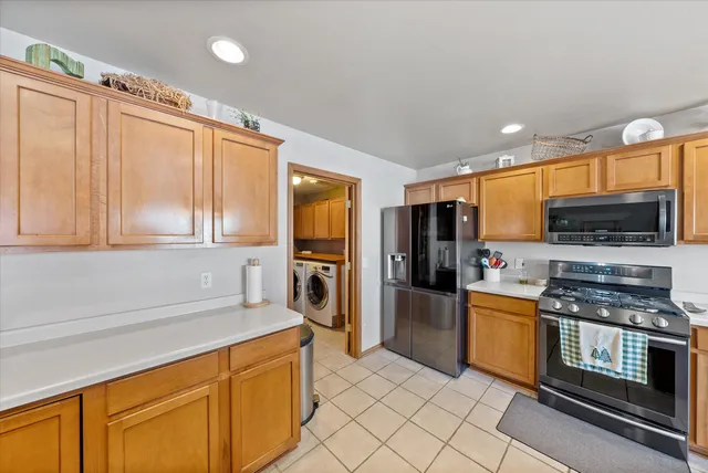 $474,900 | 814 Chisholm Lane, Port Washington, WI 53074